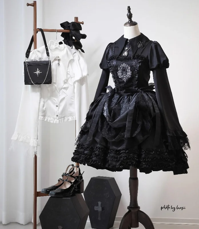 Flower messenger~Gothic Lolita Blouse Long Sleeve Jabot Hollow-out Spider Design