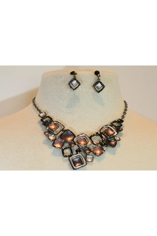 Purple Metal Square Necklace Set