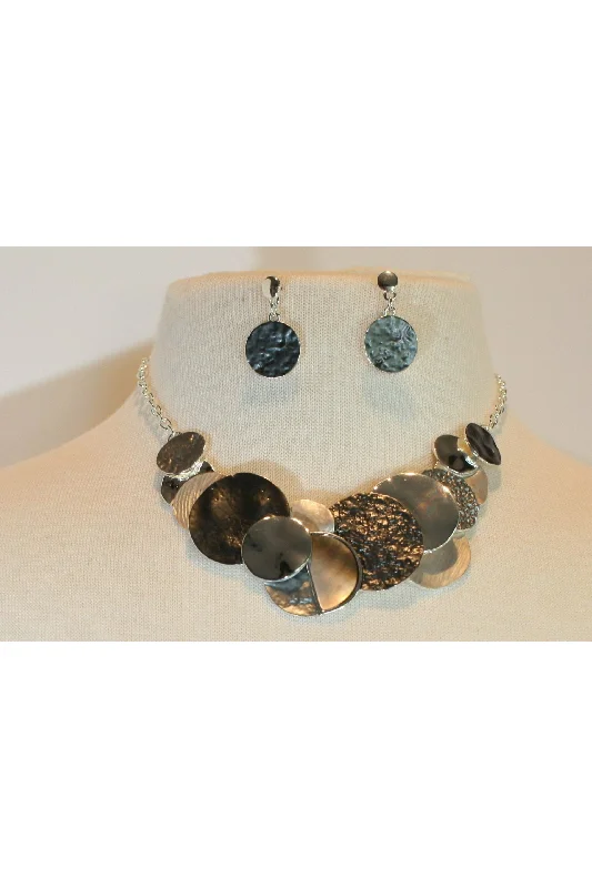 Silver/Grey Medallion Necklace Set