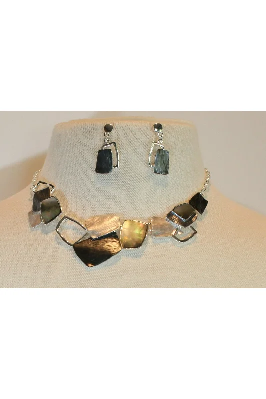 Slate Mother Of Pearl Necklace Set